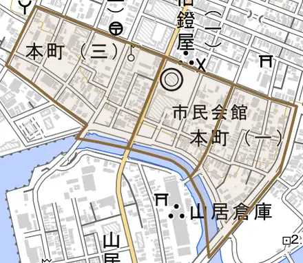 本町とその周辺の地図。町の範囲を重ねている