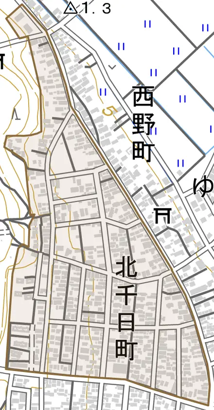 北千日町とその周辺の地図。町の範囲を重ねている