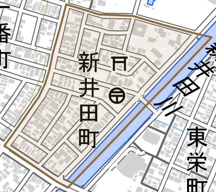 新井田町とその周辺の地図。町の範囲を重ねている