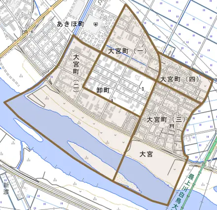大宮町とその周辺の地図。町の範囲を重ねている