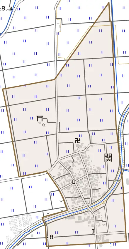 関とその周辺の地図。町の範囲を重ねている