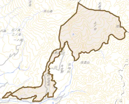 下黒川とその周辺の地図。町の範囲を重ねている