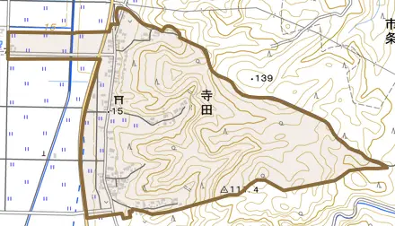 寺田とその周辺の地図。町の範囲を重ねている