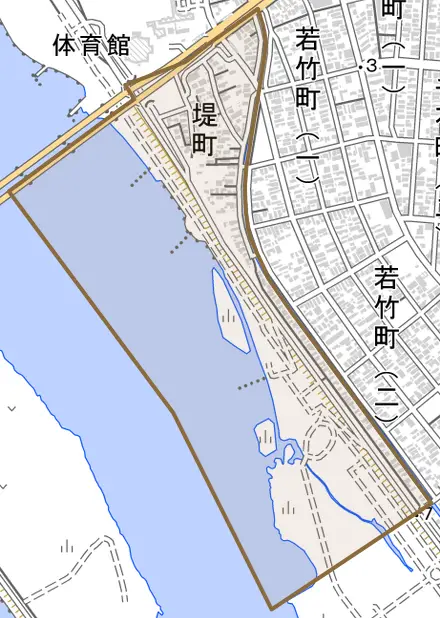 堤町とその周辺の地図。町の範囲を重ねている