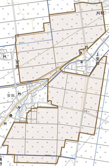 安田とその周辺の地図。町の範囲を重ねている