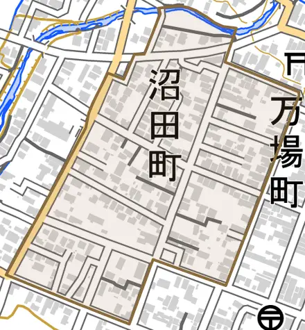 沼田町とその周辺の地図。町の範囲を重ねている