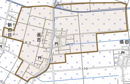 返吉とその周辺の地図。町の範囲を重ねている