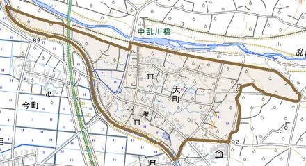 大字大町とその周辺の地図。町の範囲を重ねている