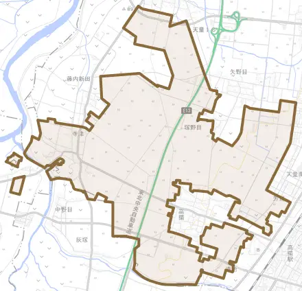 大字寺津とその周辺の地図。町の範囲を重ねている