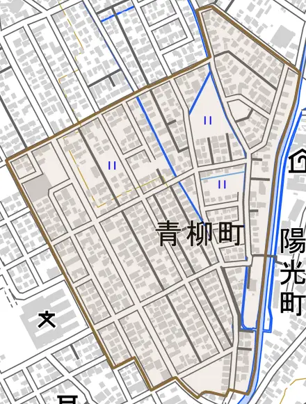 青柳町とその周辺の地図。町の範囲を重ねている