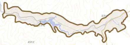 温海川とその周辺の地図。町の範囲を重ねている