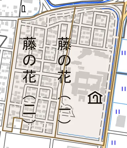 藤の花とその周辺の地図。町の範囲を重ねている