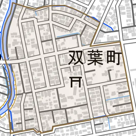 双葉町とその周辺の地図。町の範囲を重ねている