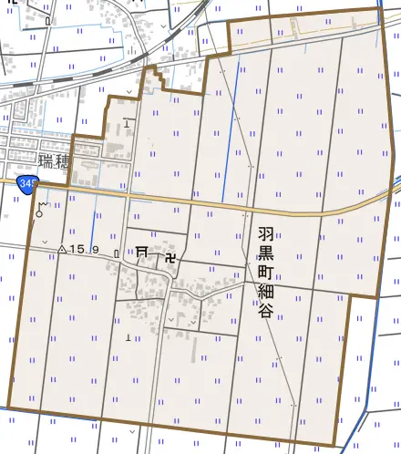 羽黒町細谷とその周辺の地図。町の範囲を重ねている