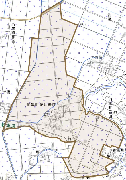 羽黒町狩谷野目とその周辺の地図。町の範囲を重ねている