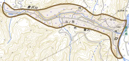 倉沢とその周辺の地図。町の範囲を重ねている