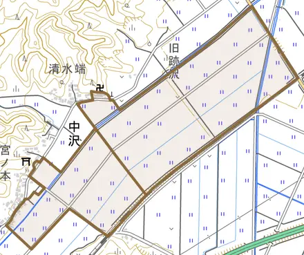 中沢とその周辺の地図。町の範囲を重ねている