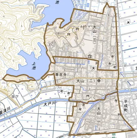 大山とその周辺の地図。町の範囲を重ねている