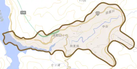 田麦俣とその周辺の地図。町の範囲を重ねている
