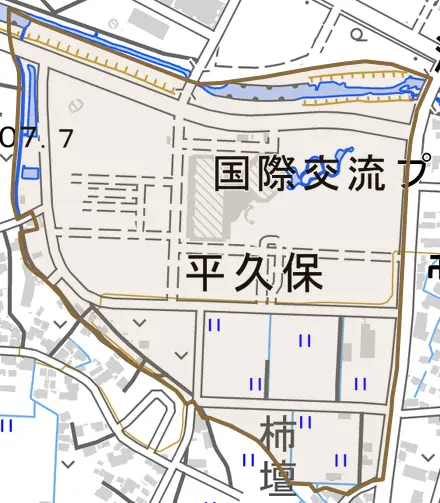 平久保とその周辺の地図。町の範囲を重ねている