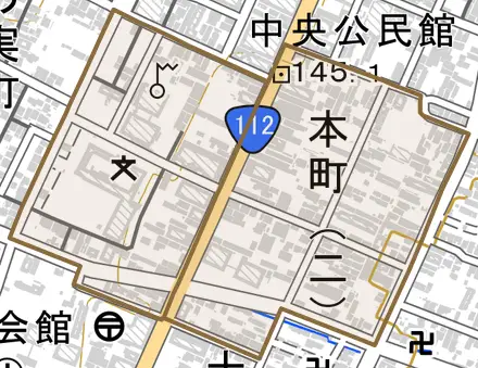 本町とその周辺の地図。町の範囲を重ねている