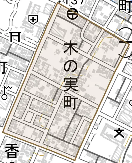 木の実町とその周辺の地図。町の範囲を重ねている