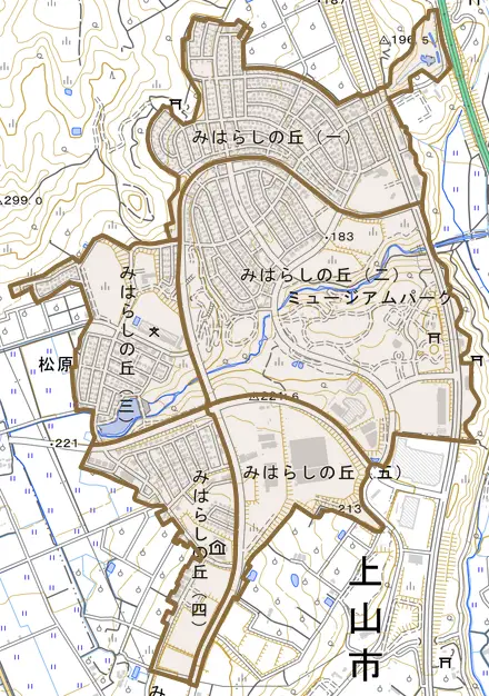 みはらしの丘とその周辺の地図。町の範囲を重ねている