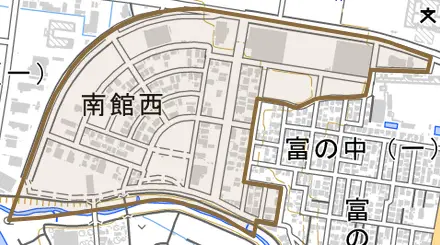 南館西とその周辺の地図。町の範囲を重ねている