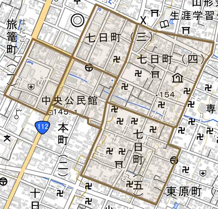 七日町とその周辺の地図。町の範囲を重ねている