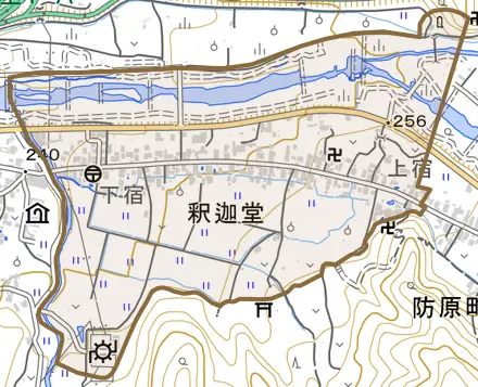 大字釈迦堂とその周辺の地図。町の範囲を重ねている
