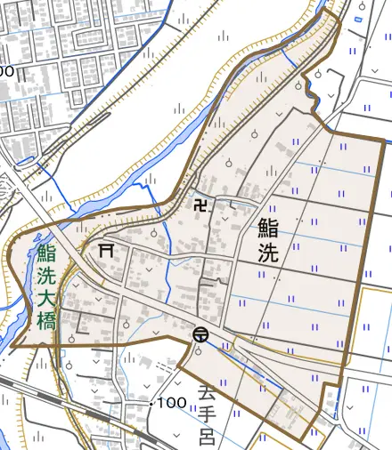 大字鮨洗とその周辺の地図。町の範囲を重ねている