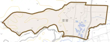 大字要害とその周辺の地図。町の範囲を重ねている