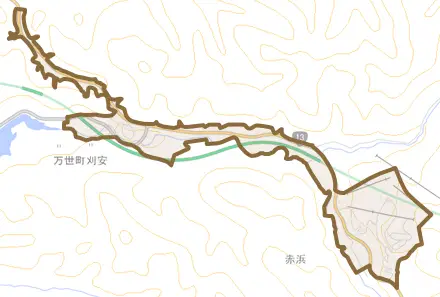 万世町刈安とその周辺の地図。町の範囲を重ねている