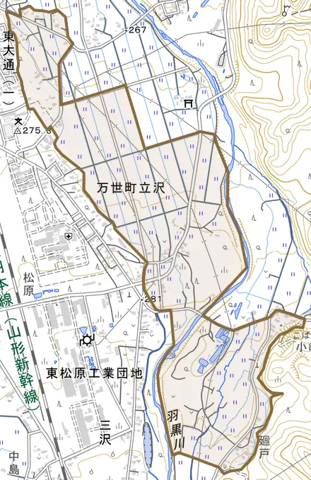 万世町立沢とその周辺の地図。町の範囲を重ねている