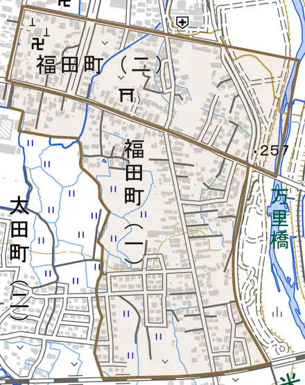 福田町とその周辺の地図。町の範囲を重ねている