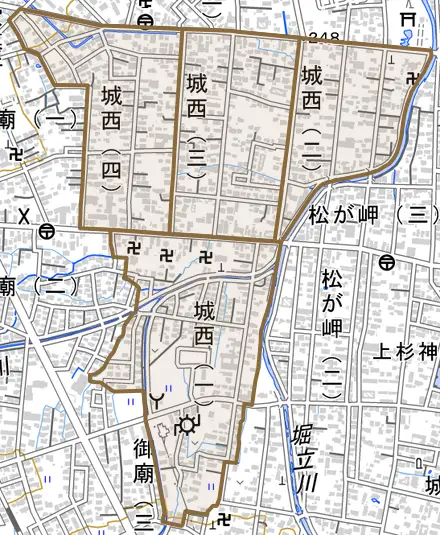 城西とその周辺の地図。町の範囲を重ねている