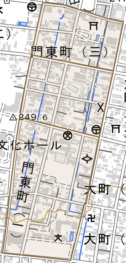 門東町とその周辺の地図。町の範囲を重ねている