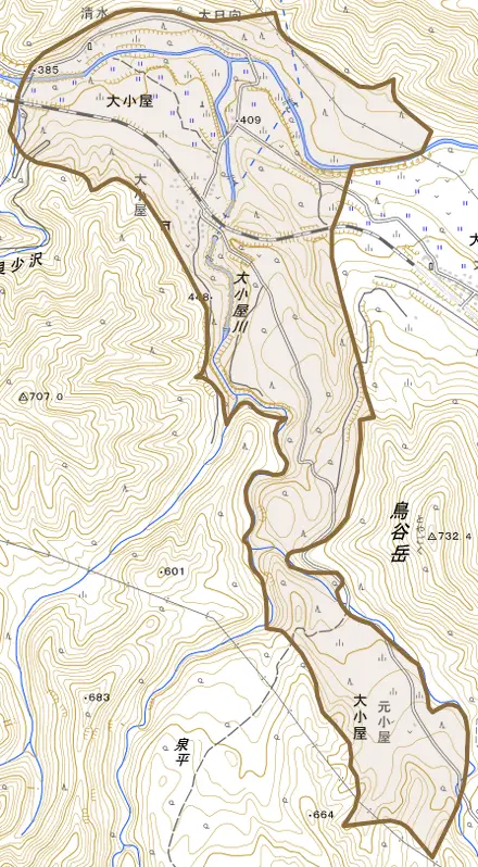 大字大小屋とその周辺の地図。町の範囲を重ねている