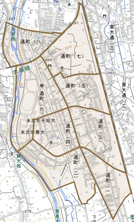 通町とその周辺の地図。町の範囲を重ねている