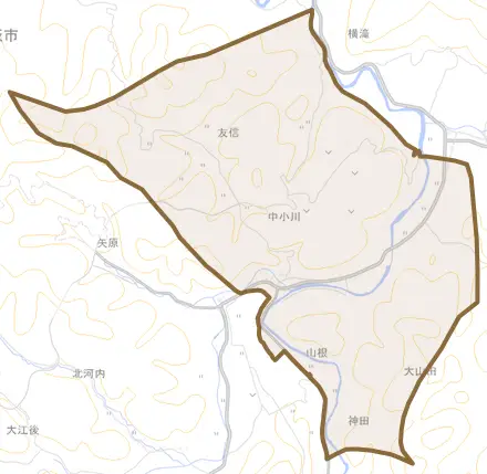 大字中小川とその周辺の地図。町の範囲を重ねている