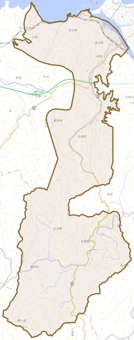 大字山田とその周辺の地図。町の範囲を重ねている