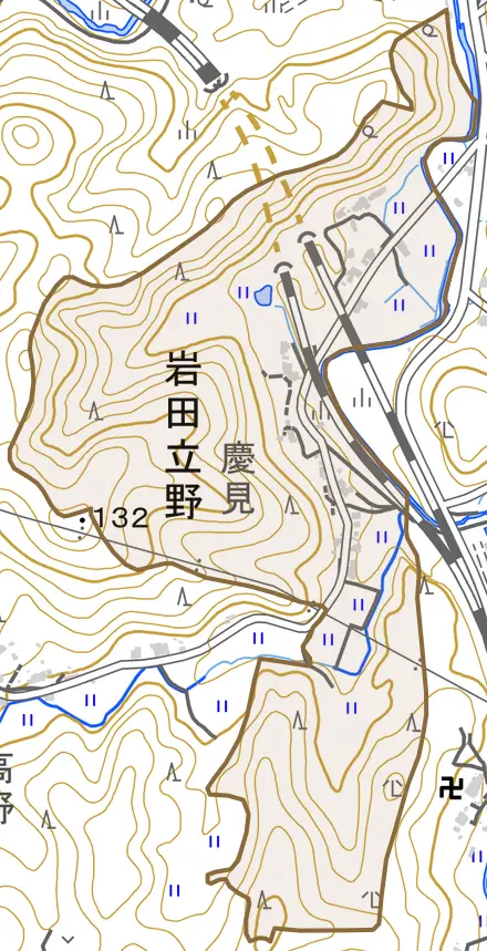 大字岩田立野とその周辺の地図。町の範囲を重ねている