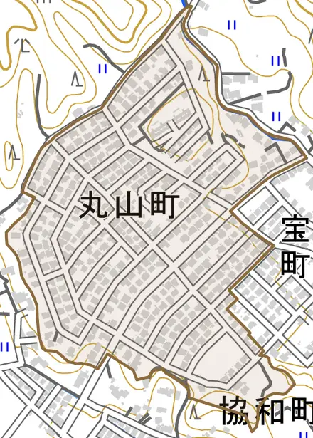 丸山町とその周辺の地図。町の範囲を重ねている