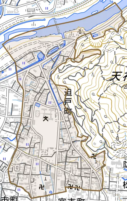 迫戸町とその周辺の地図。町の範囲を重ねている