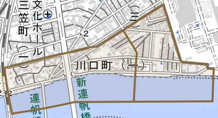 川口町とその周辺の地図。町の範囲を重ねている