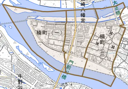 楠町とその周辺の地図。町の範囲を重ねている