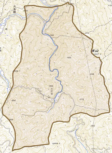 六呂師とその周辺の地図。町の範囲を重ねている