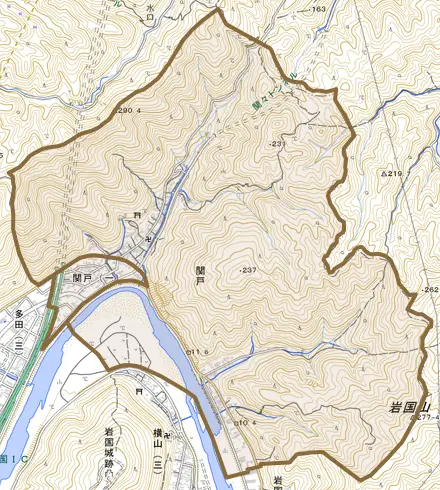 関戸とその周辺の地図。町の範囲を重ねている