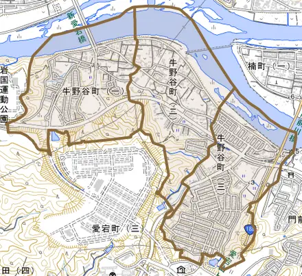 牛野谷町とその周辺の地図。町の範囲を重ねている