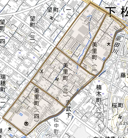 美里町とその周辺の地図。町の範囲を重ねている
